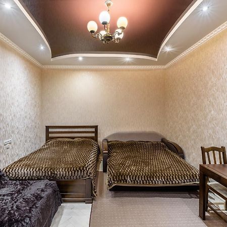 Stepana Bandery Str. 19 Apartment Liov Exterior foto