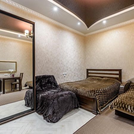 Stepana Bandery Str. 19 Apartment Liov Exterior foto