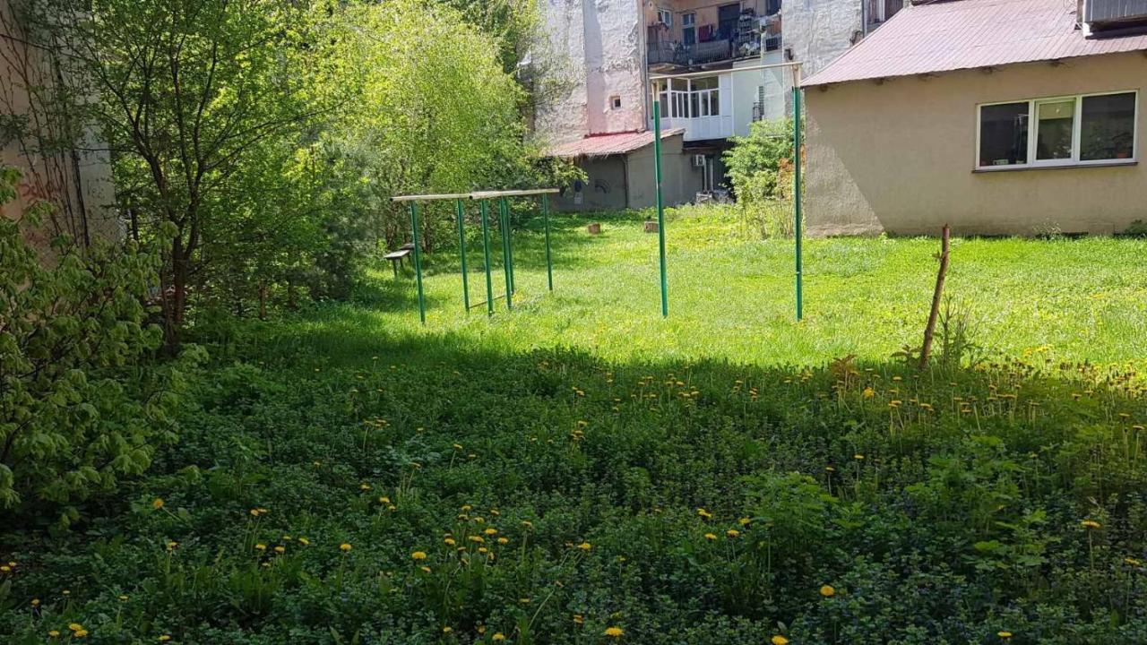 Stepana Bandery Str. 19 Apartment Liov Exterior foto