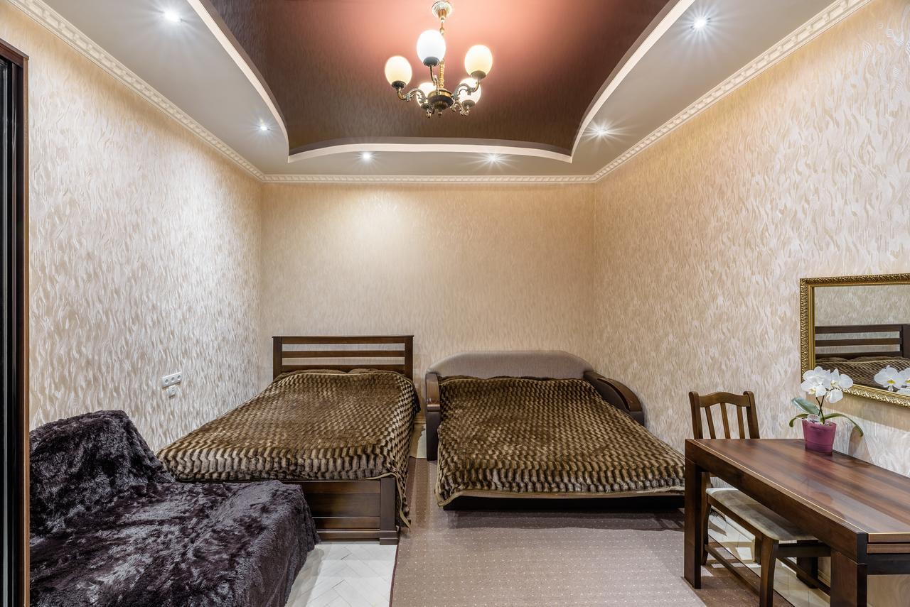 Stepana Bandery Str. 19 Apartment Liov Exterior foto